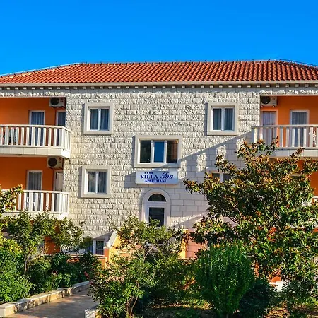 Iva Apartman *